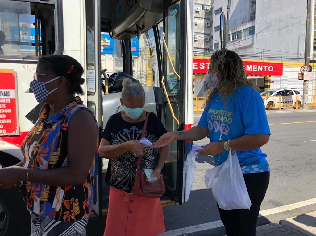 Pit Stop Contra a Covid-19 conscientiza usuários do transporte público em Aracaju - SMTT Aracaju